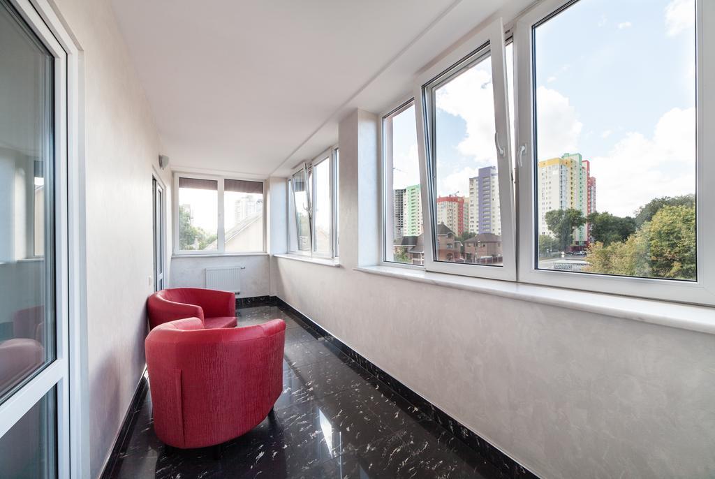 Home Comfort Livoberezhna Iec Kiev Luaran gambar