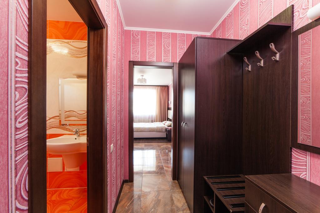 Home Comfort Livoberezhna Iec Kiev Luaran gambar