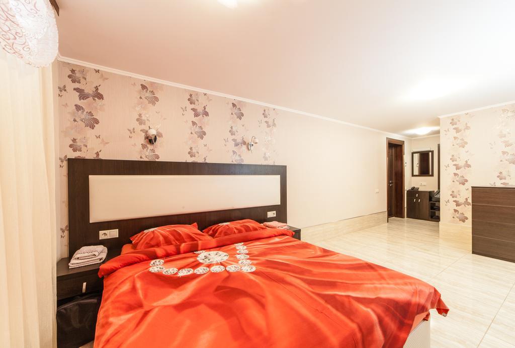 Home Comfort Livoberezhna Iec Kiev Luaran gambar